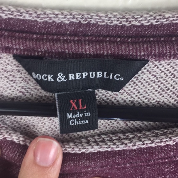 Rock & Republic Maroon Sweater in XL - Picture 5 of 6